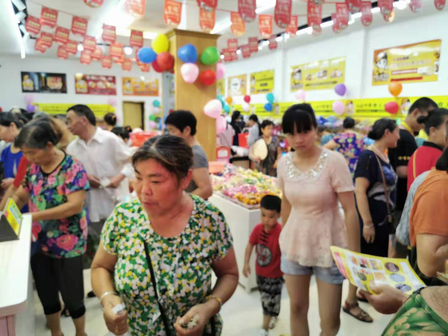 零食店加盟需要注意的事項(xiàng)有哪些？
