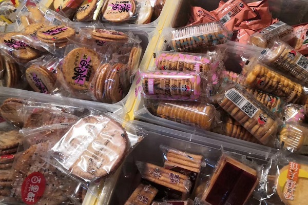 自己開(kāi)零食店不加盟哪里進(jìn)貨？